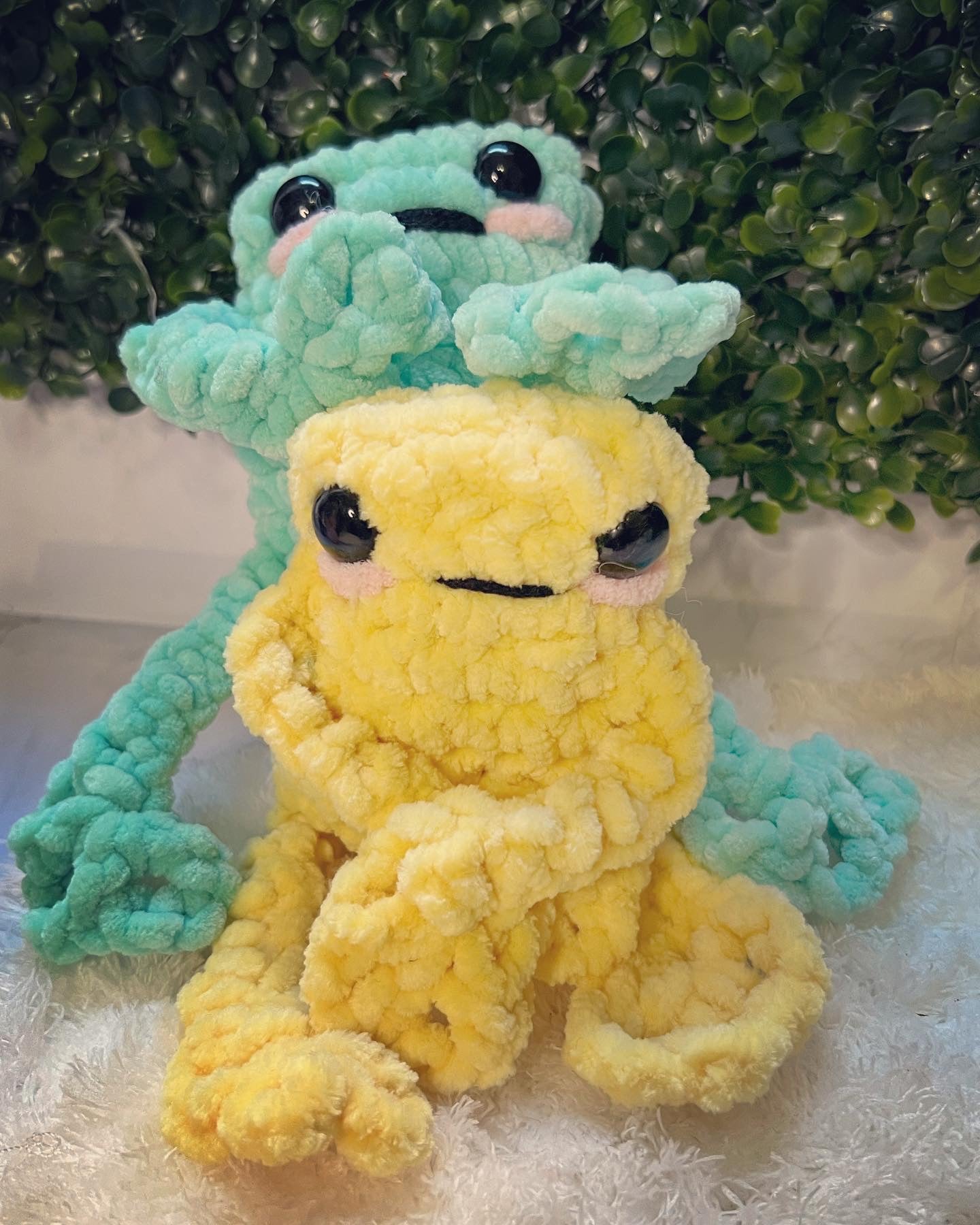 Leggy Froggy/Frog Plushie