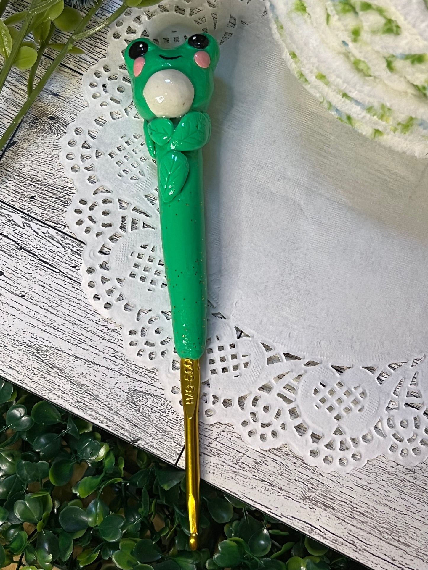 Crochet Hook (Green Frog) 🐸