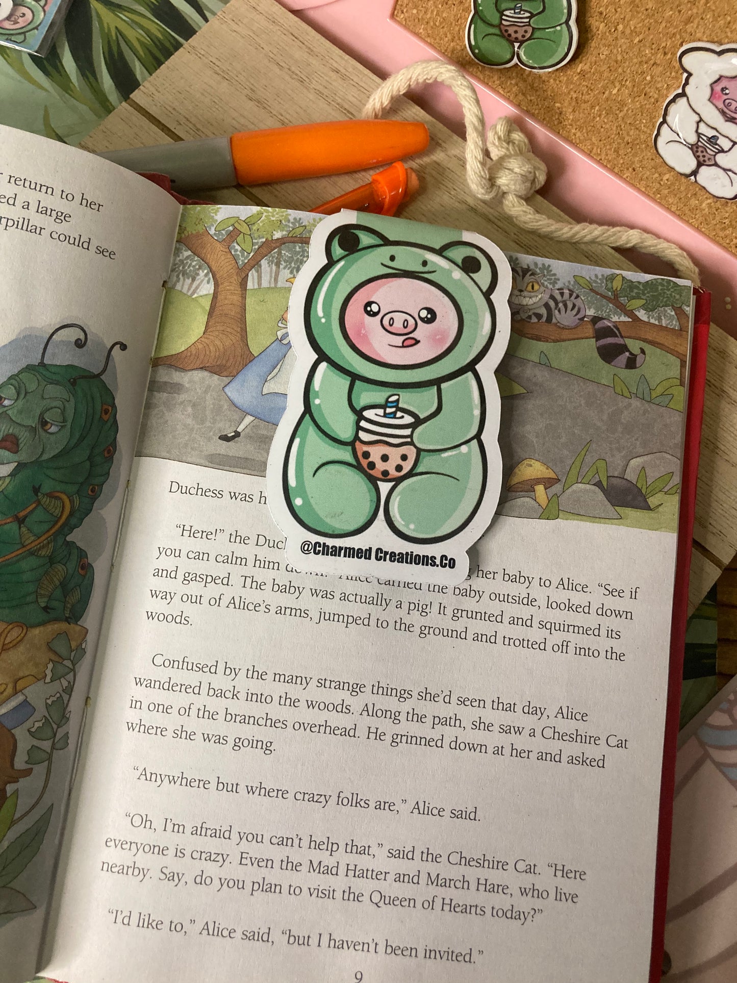 Bookmarks (piggies in Costume)