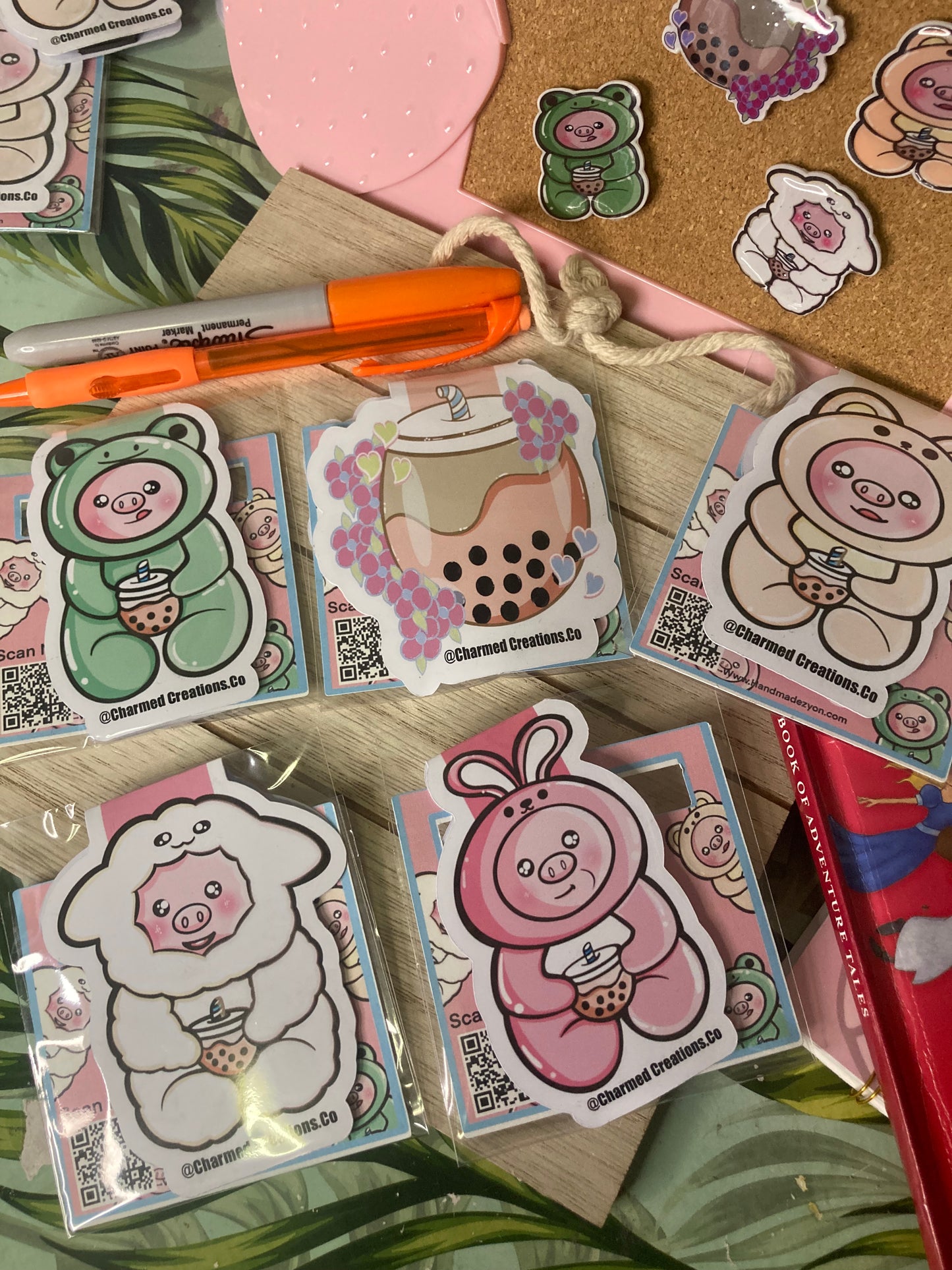 Bookmarks (piggies in Costume)